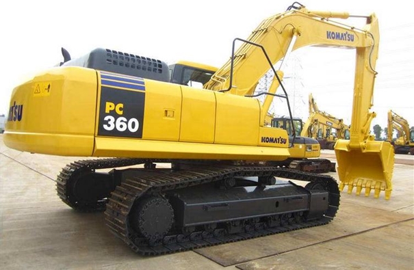 1635156196320198.jpg 進口二手挖掘機報關(guān)代理_副本.jpg